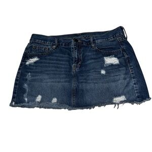 Old Navy Women's Size 8 Denim Micro Mini Skirt Distressed Medium Wash Classic